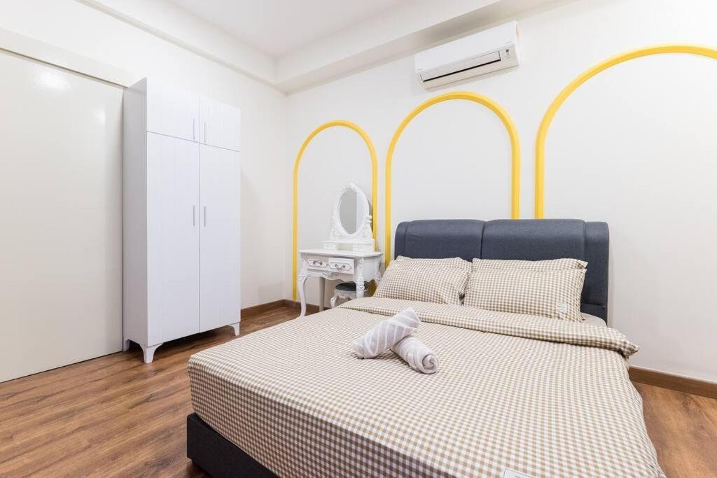 דירות קואלה לומפור Arte Mont Kiara Duplex 4 Pax Jacuzzi מראה חיצוני תמונה