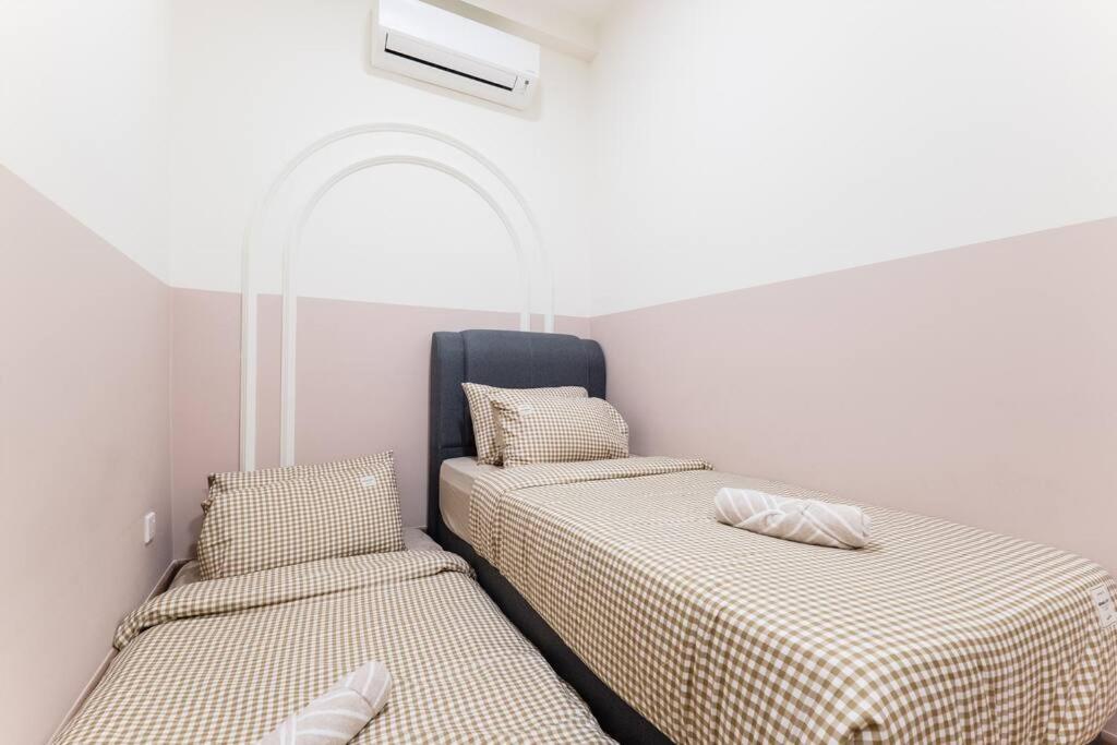 דירות קואלה לומפור Arte Mont Kiara Duplex 4 Pax Jacuzzi מראה חיצוני תמונה