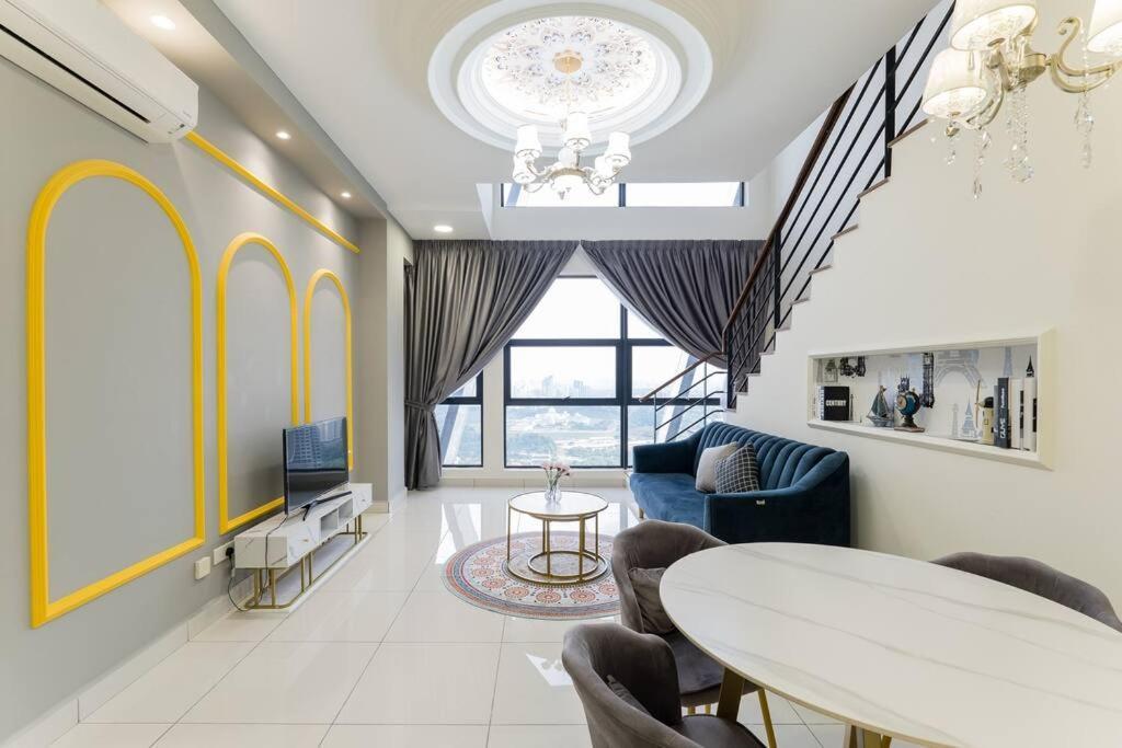 דירות קואלה לומפור Arte Mont Kiara Duplex 4 Pax Jacuzzi מראה חיצוני תמונה