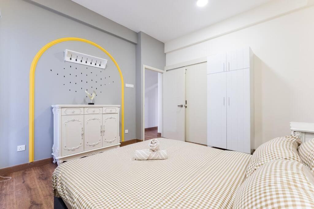 דירות קואלה לומפור Arte Mont Kiara Duplex 4 Pax Jacuzzi מראה חיצוני תמונה