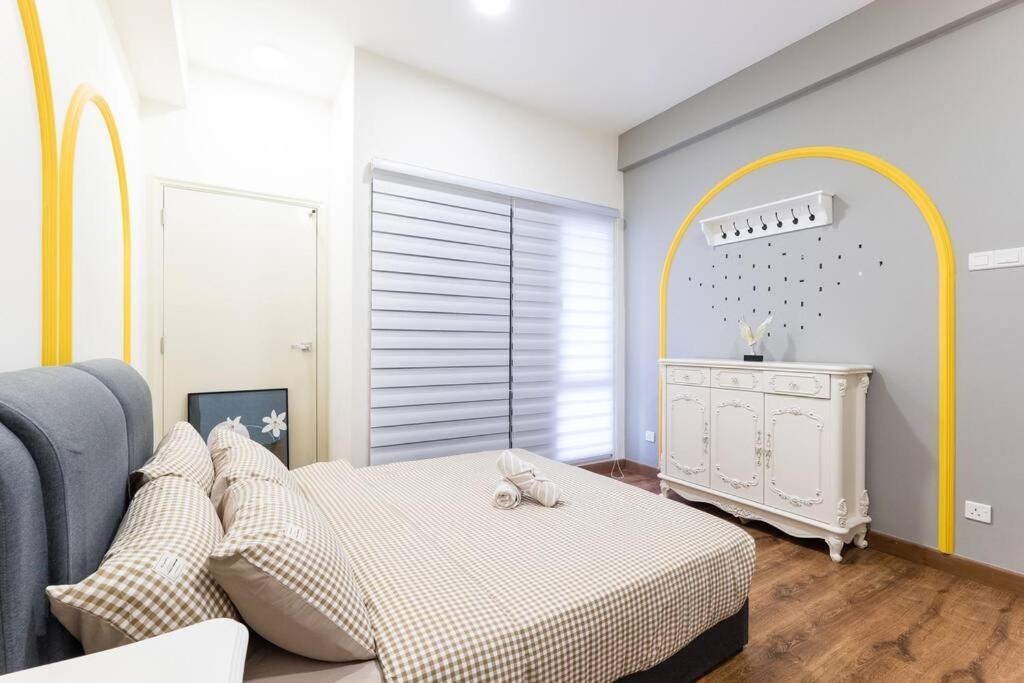 דירות קואלה לומפור Arte Mont Kiara Duplex 4 Pax Jacuzzi מראה חיצוני תמונה